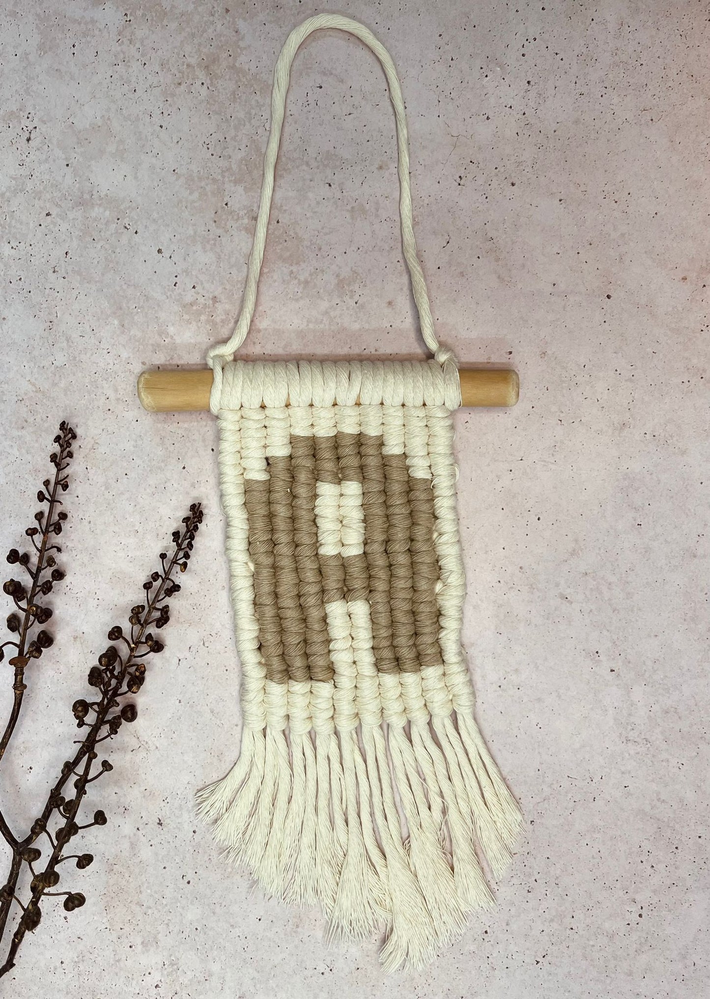 Tapiz inicial de macrame en Madrid