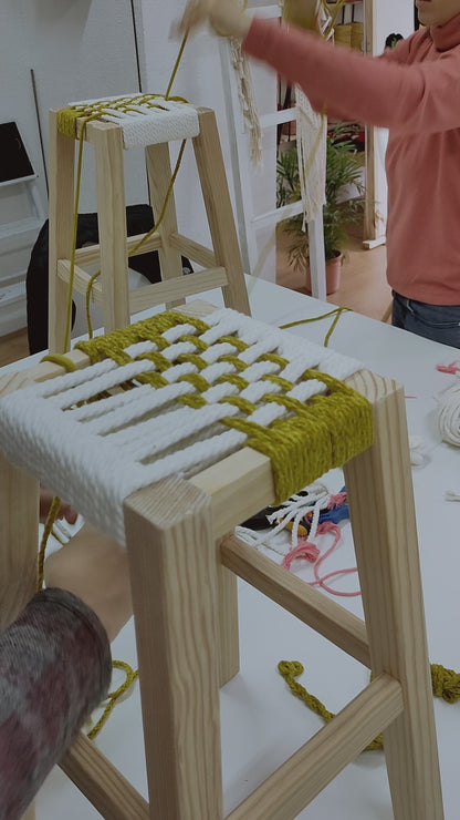 TALLER DE ENCORDADO ARTESANAL EN MADRID - TABURETE