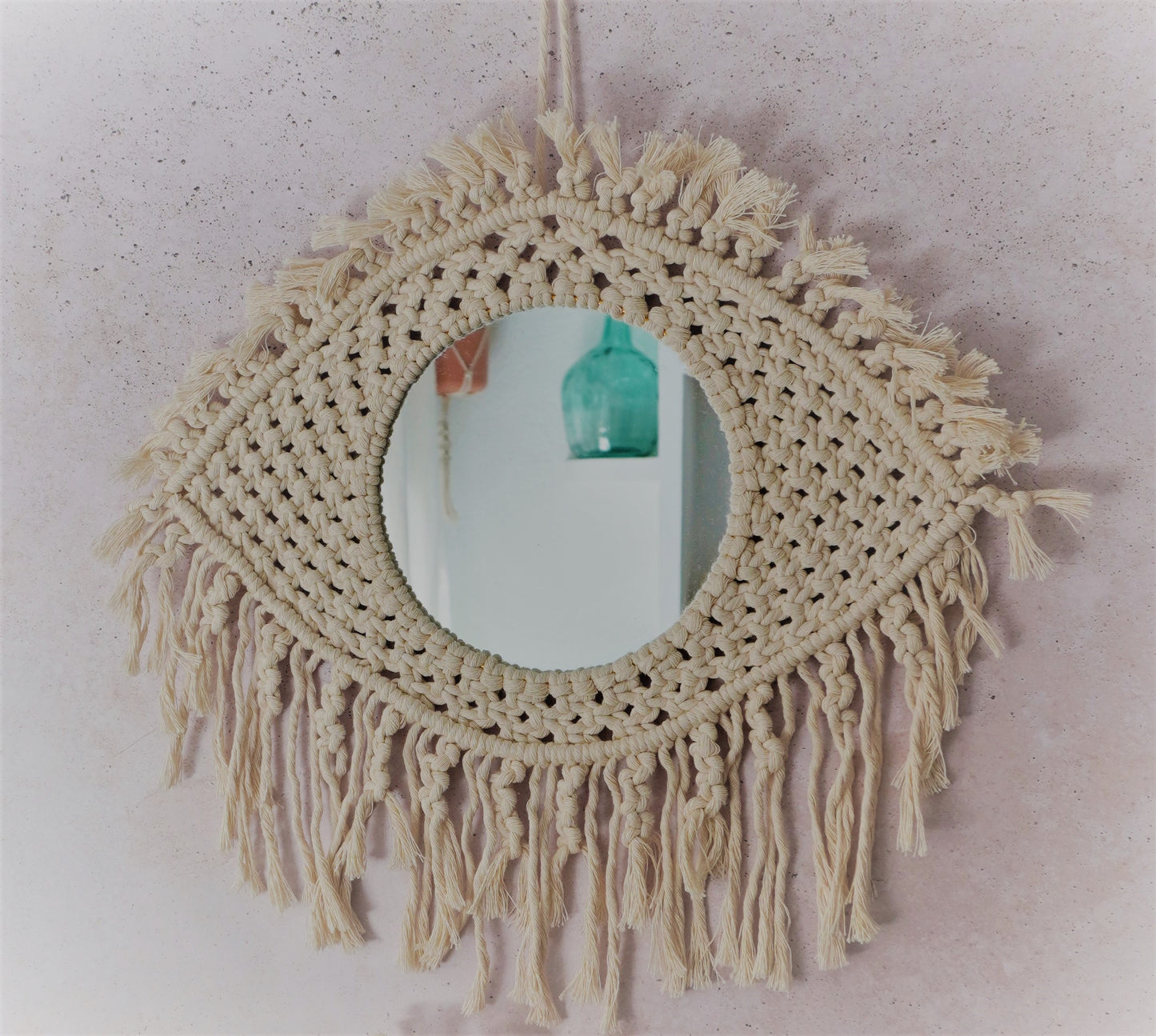Espejo de macrame ojo Horus terminado